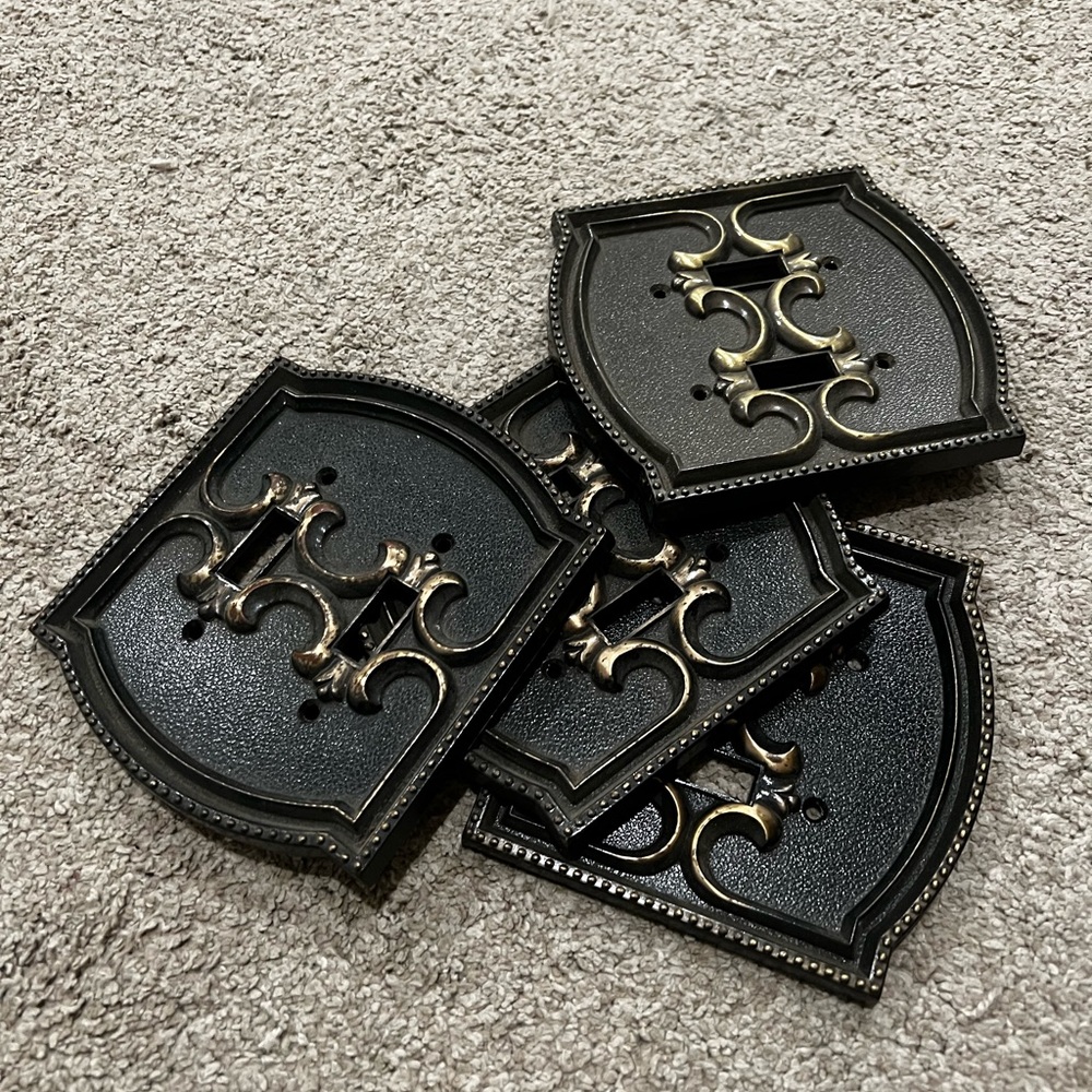 General Electric 1974 double light switch border (4)
